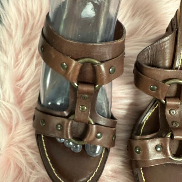 JOHN A FRYE Elvira Open Toe Studded Wooden Heel Sandal Dark Brown Size 7.5 - Picture 3 of 7